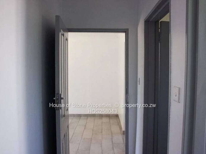 Modern, Secure and Stylish 2 bed and 3 bed homes in Amberwood Gardens