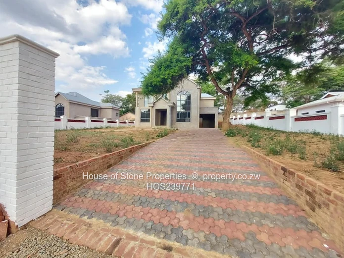 Helensvale Cluster Development for sale Borrowdale Brooke Drive