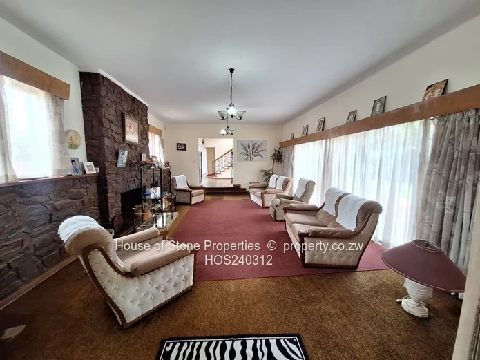 Cold Comfort 5-bedroom double-storey house (Sole Mandate)