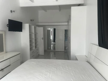 3 Bedroom Garden Flat