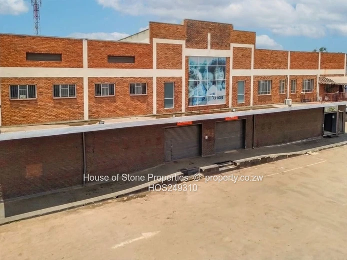 ??Eastlea Commercial Building For Sale
