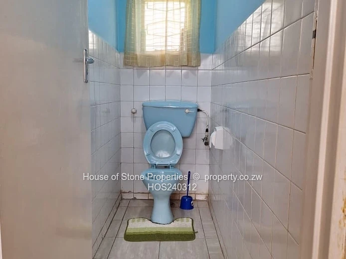 Cold Comfort 5-bedroom double-storey house (Sole Mandate)