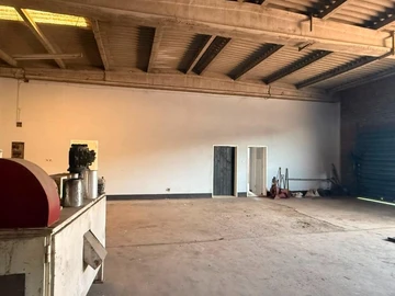 Warehouse & Factory