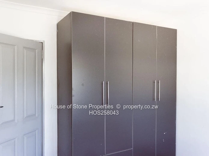 Modern, Secure and Stylish 2 bed and 3 bed homes in Amberwood Gardens
