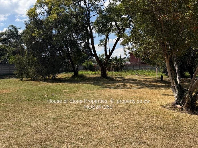 USD $400,000 | Commercial or Residential Opportunity