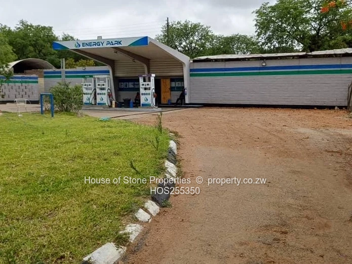  Fully Functional Beitbridge Service Station for Sale