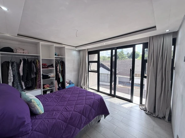 8 Bedroom House