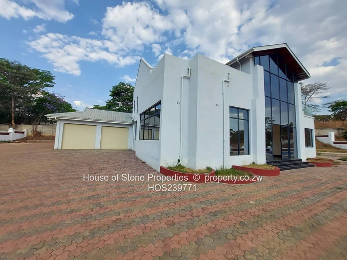 Helensvale Cluster Development for sale Borrowdale Brooke Drive