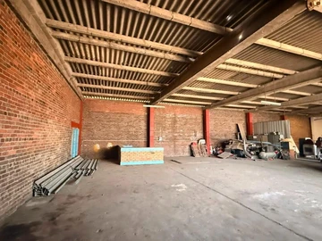 Warehouse & Factory