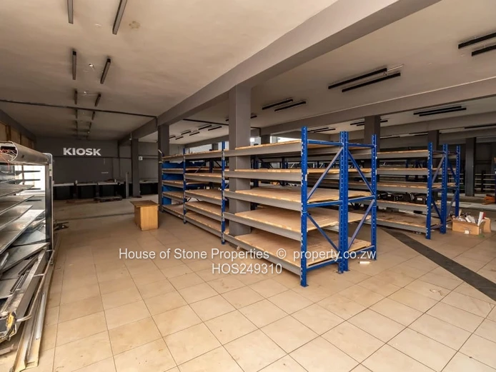 ??Eastlea Commercial Building For Sale