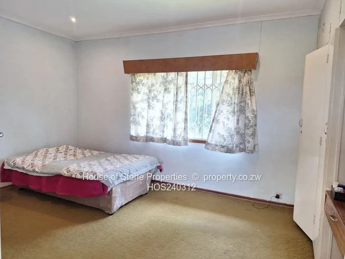 Cold Comfort 5-bedroom double-storey house (Sole Mandate)