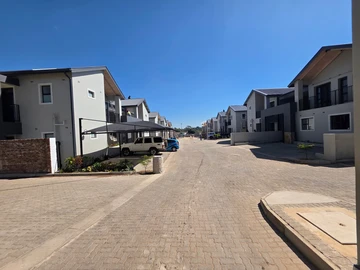 3 Bedroom Townhouse Complex
