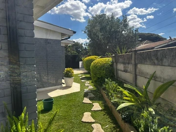 3 Bedroom Garden Flat