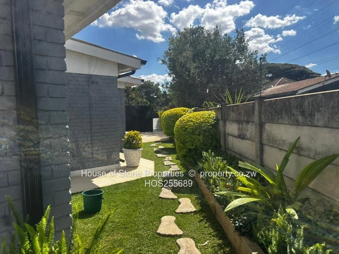 Fully furnished 3-bedroom cottage in Mt Pleasant