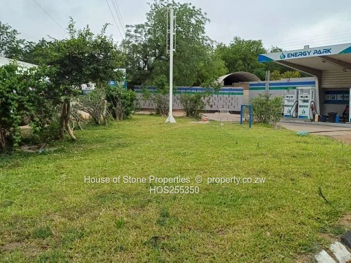  Fully Functional Beitbridge Service Station for Sale